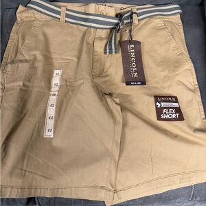 Lincoln Outfitters Men's Tan Flex Shorts  size 42